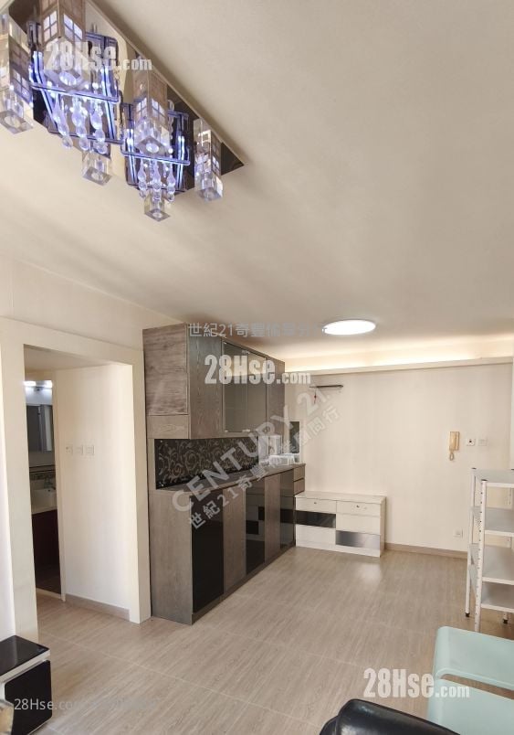 Yu Chui Court Rental 2 Bedrooms , 1 Bathroom 510 ft²