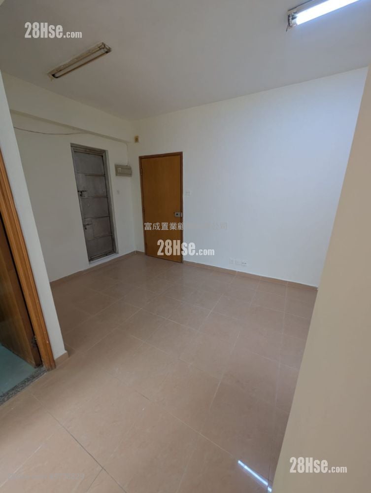 Foo Yue Building Sell 2 Bedrooms , 1 Bathroom 357 ft²