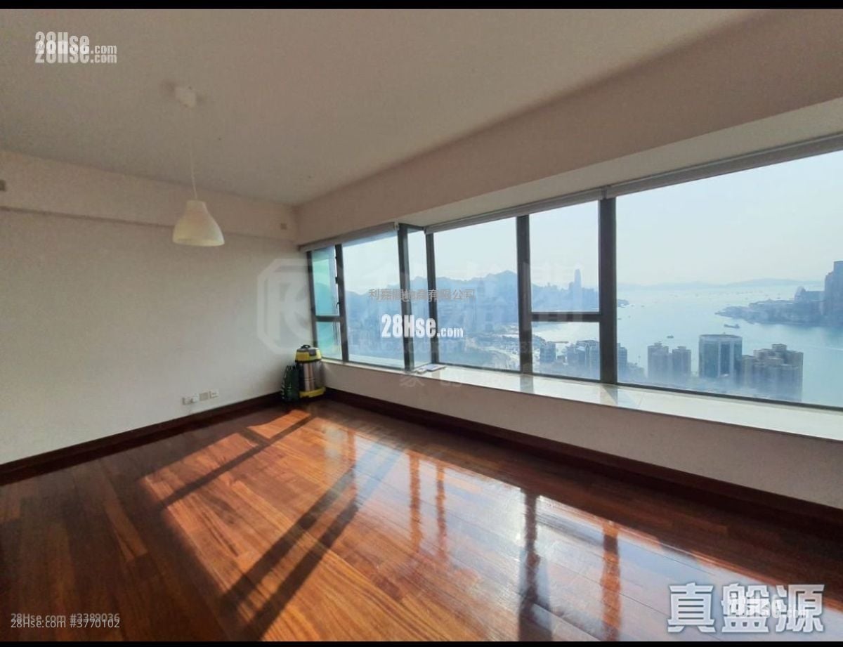 海天峰 售盘 3 房 935 平方尺