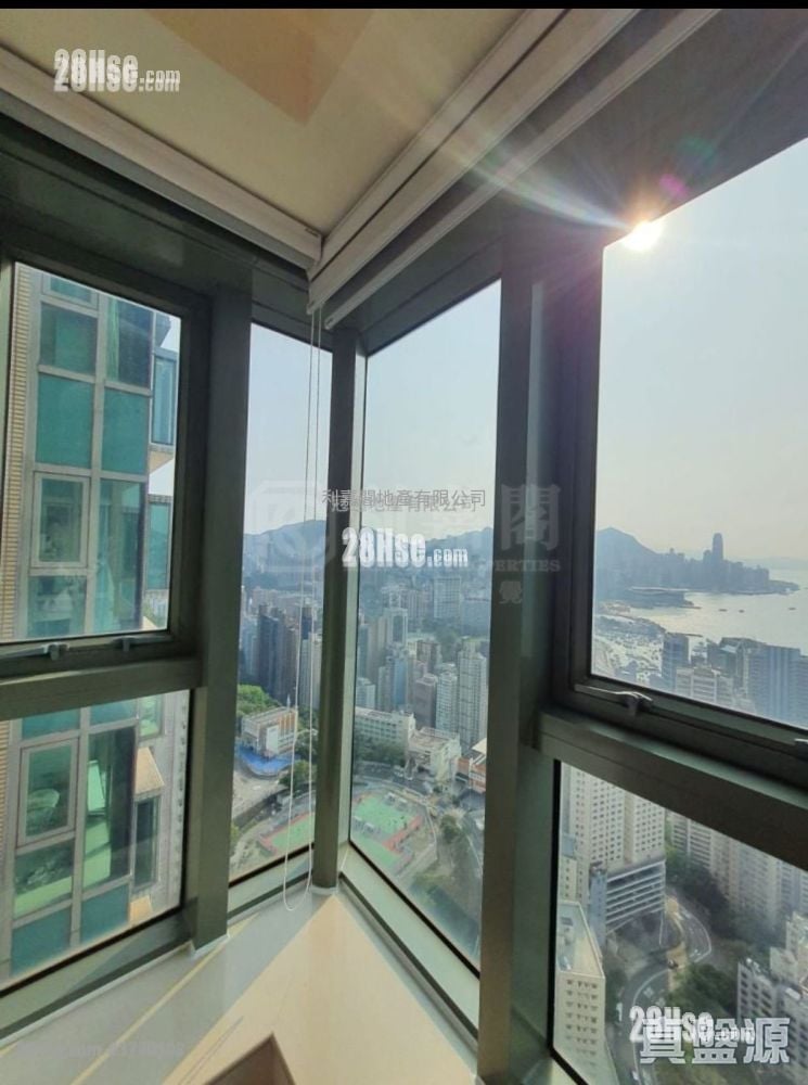 海天峰 售盘 3 房 935 平方尺