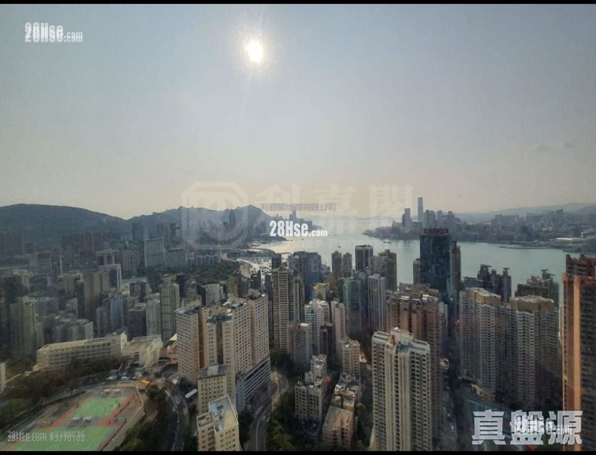 海天峰 售盘 3 房 935 平方尺