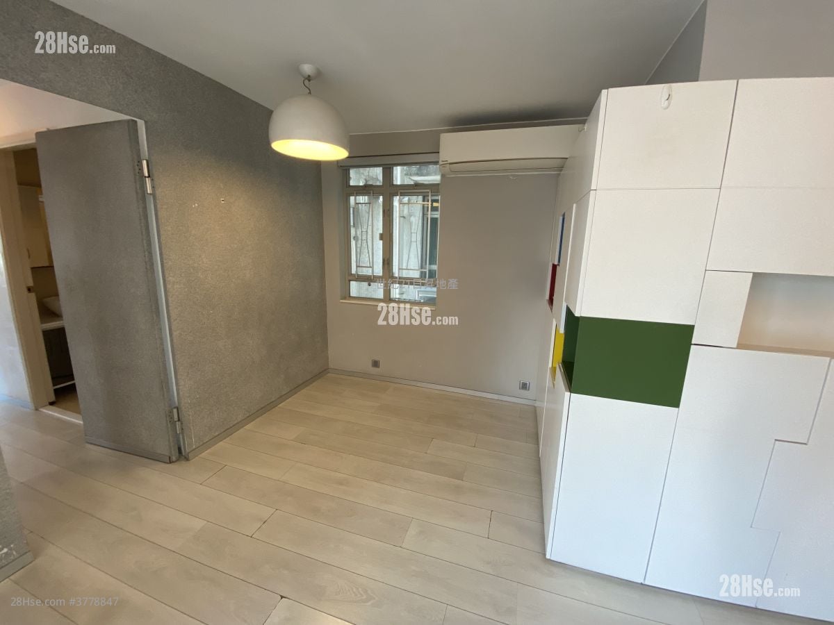 Island Place Sell 3 Bedrooms , 2 Bathrooms 788 ft²