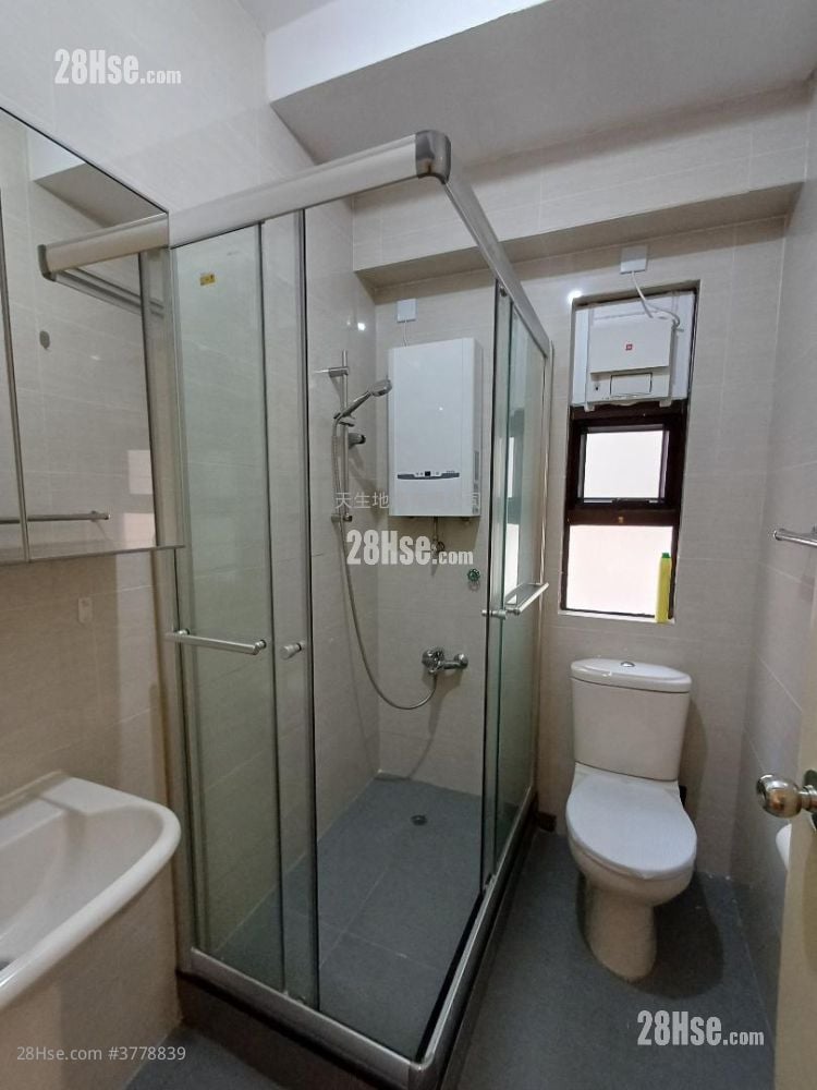 Fortress Metro Tower Rental 3 Bedrooms , 1 Bathroom 565 ft²