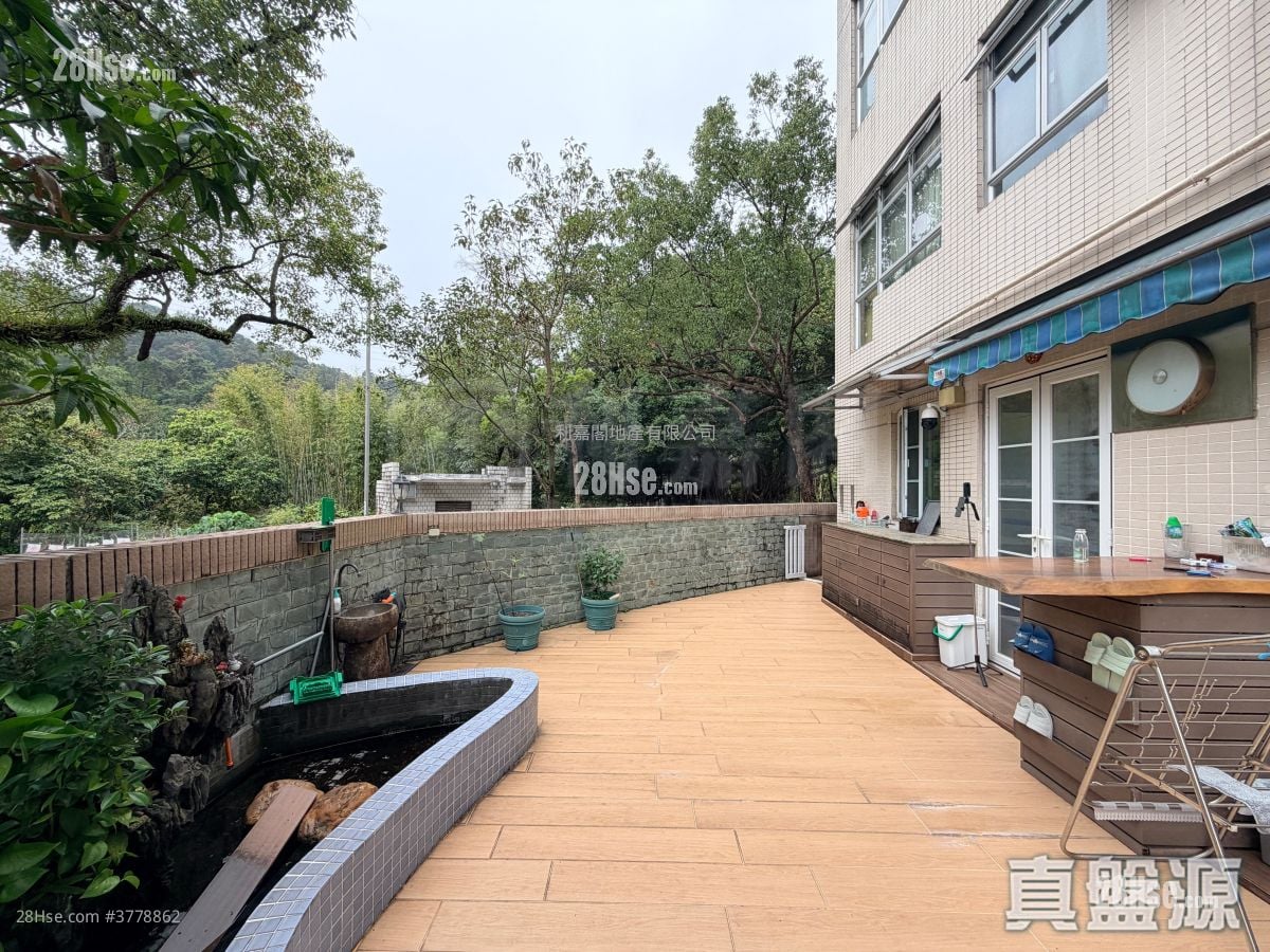 Tai Po Garden Sell 3 Bedrooms 803 ft²