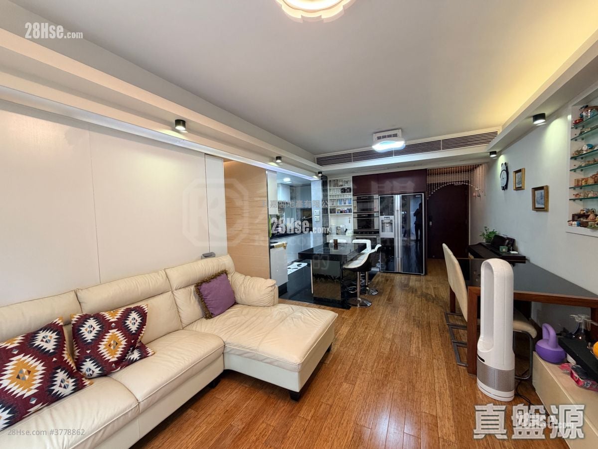 Tai Po Garden Sell 3 Bedrooms 803 ft²