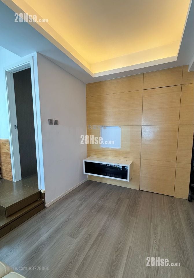 筲箕湾中心 租盘 306 平方尺