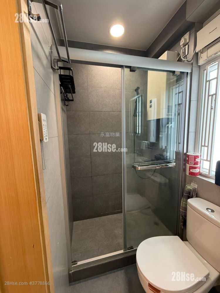 筲箕湾中心 租盘 306 平方尺