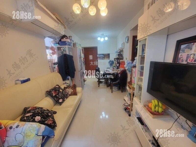 Hunghom Bay Centre Sell 2 Bedrooms 415 ft²