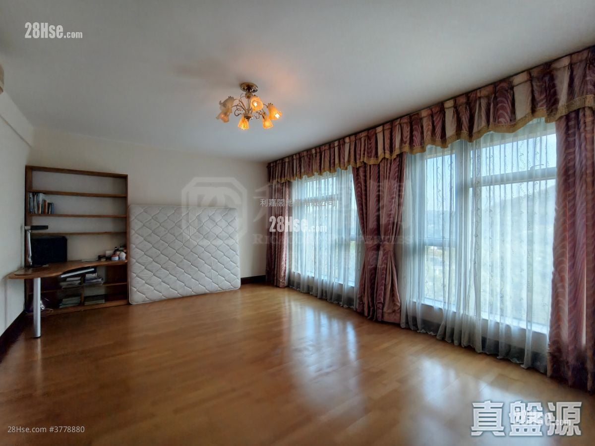 涤涛山 售盘 4 房 2,245 平方尺