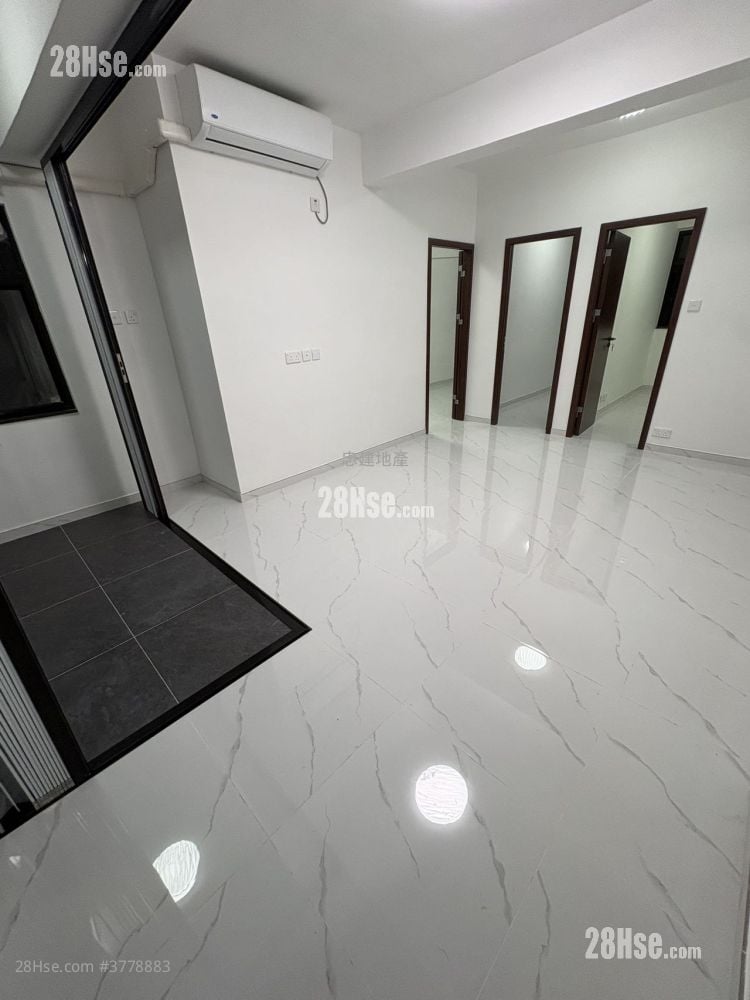 Golden Jubilee House Sell 3 Bedrooms , 1 Bathroom 616 ft²