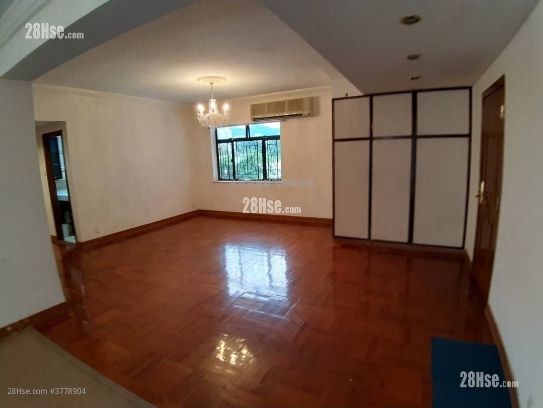 Harcourt Garden Sell 3 Bedrooms , 2 Bathrooms 1,830 ft²