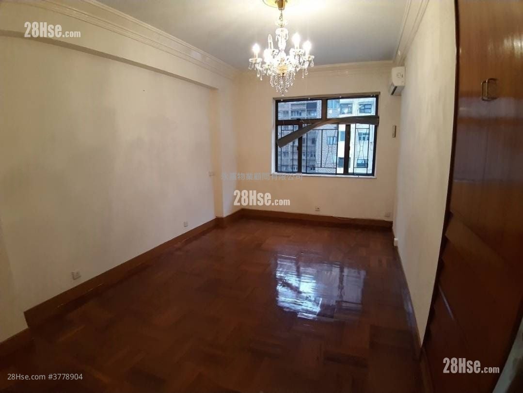 Harcourt Garden Sell 3 Bedrooms , 2 Bathrooms 1,830 ft²