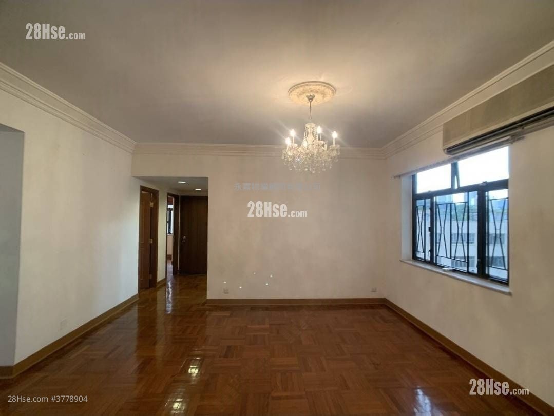 Harcourt Garden Sell 3 Bedrooms , 2 Bathrooms 1,830 ft²