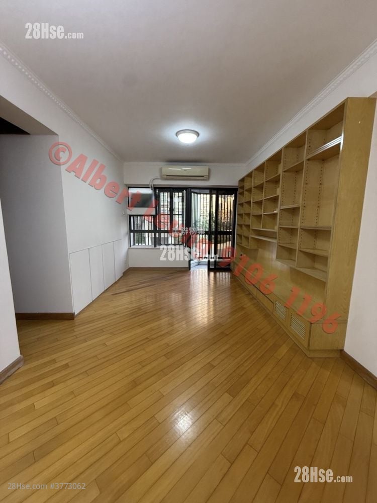 Shatin Plaza Sell 3 Bedrooms , 2 Bathrooms 722 ft²
