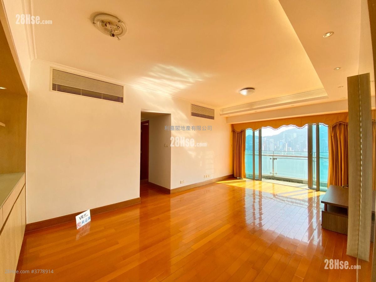 The Harbourside Rental 3 Bedrooms , 2 Bathrooms 1,051 ft²