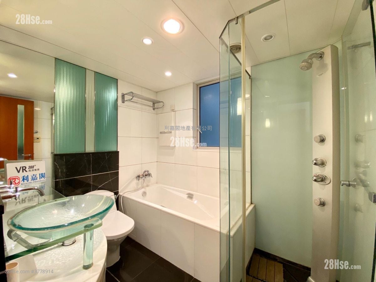 The Harbourside Rental 3 Bedrooms , 2 Bathrooms 1,051 ft²