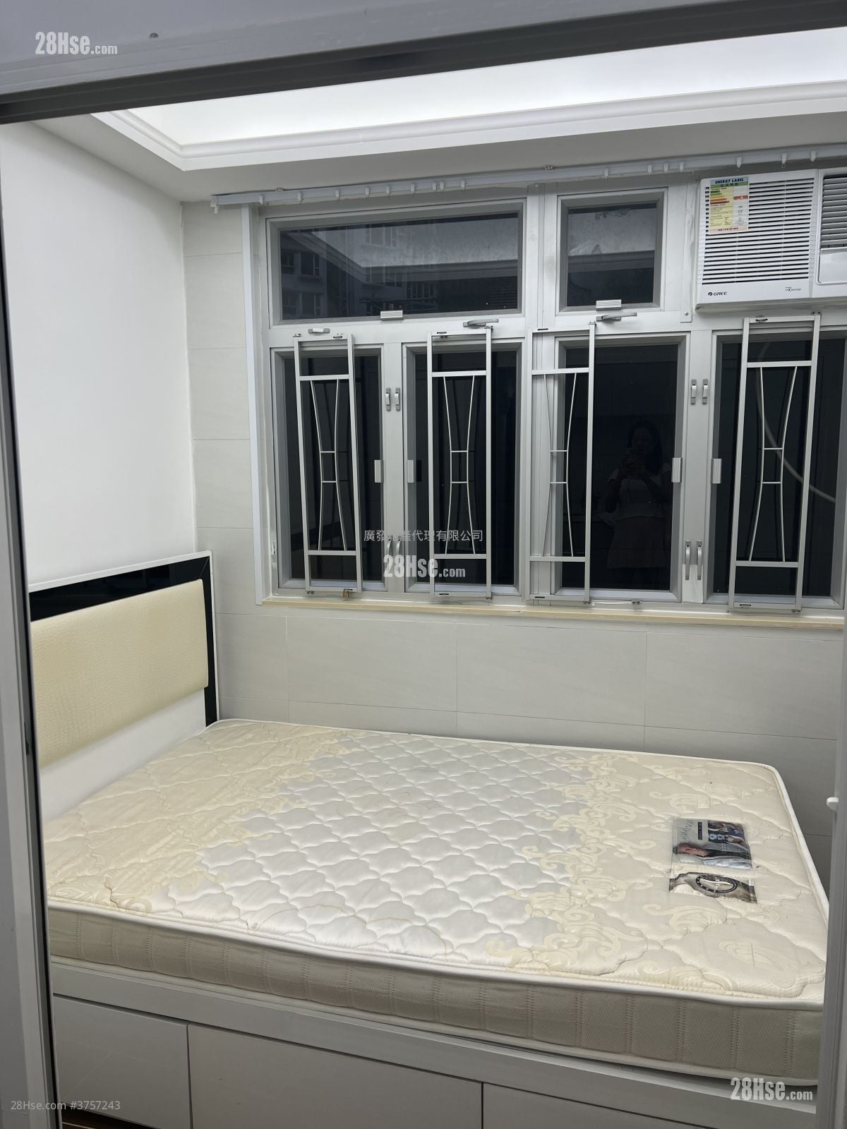Cheung Hing Mansion Rental 2 Bedrooms , 1 Bathroom 256 ft²