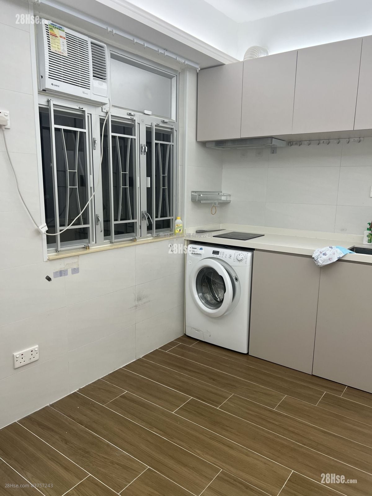Cheung Hing Mansion Rental 2 Bedrooms , 1 Bathroom 256 ft²