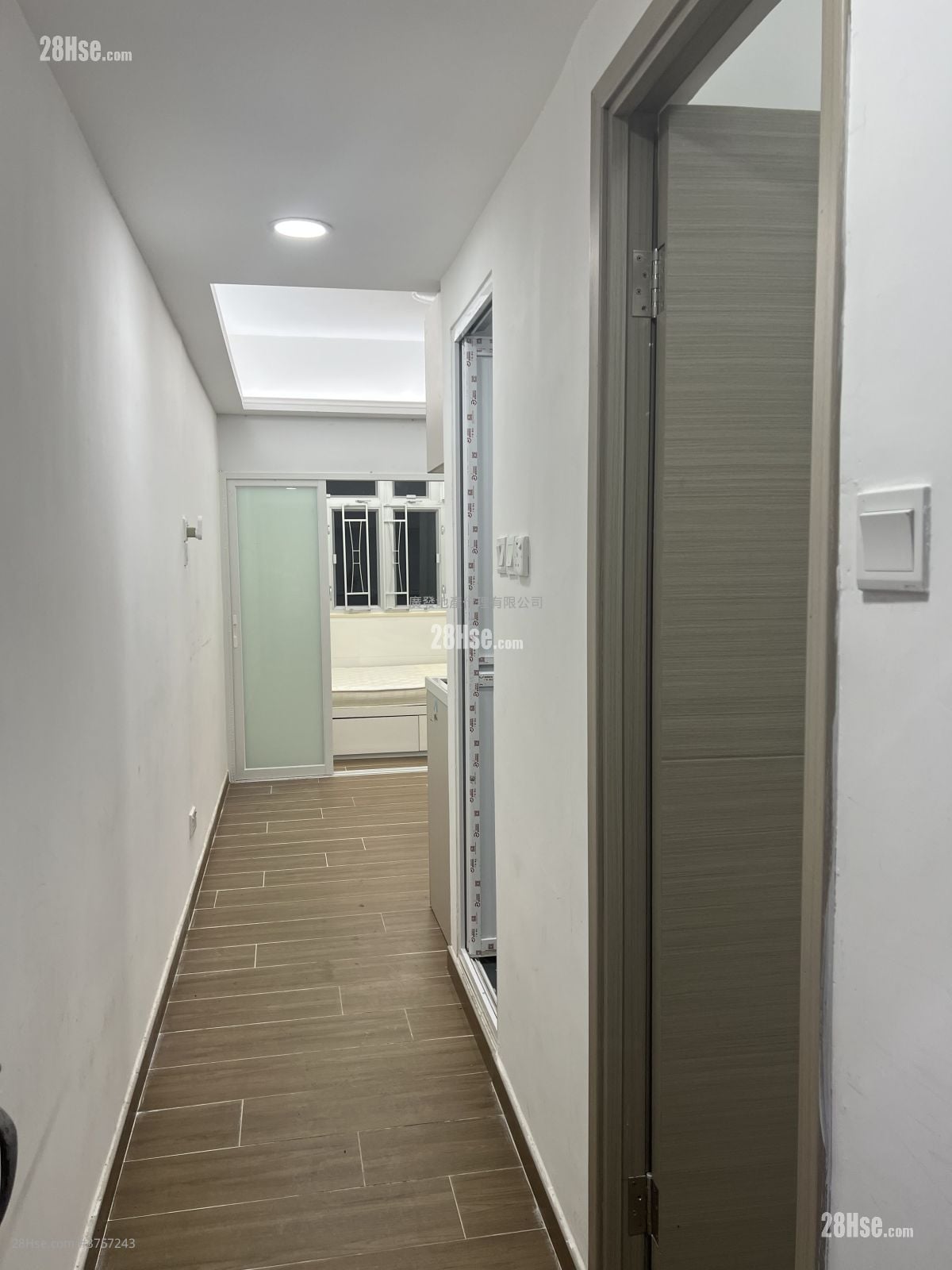 Cheung Hing Mansion Rental 2 Bedrooms , 1 Bathroom 256 ft²