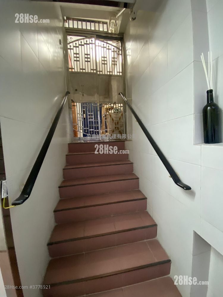 丰盛苑 售盘 3 房 , 1 浴室 515 平方尺