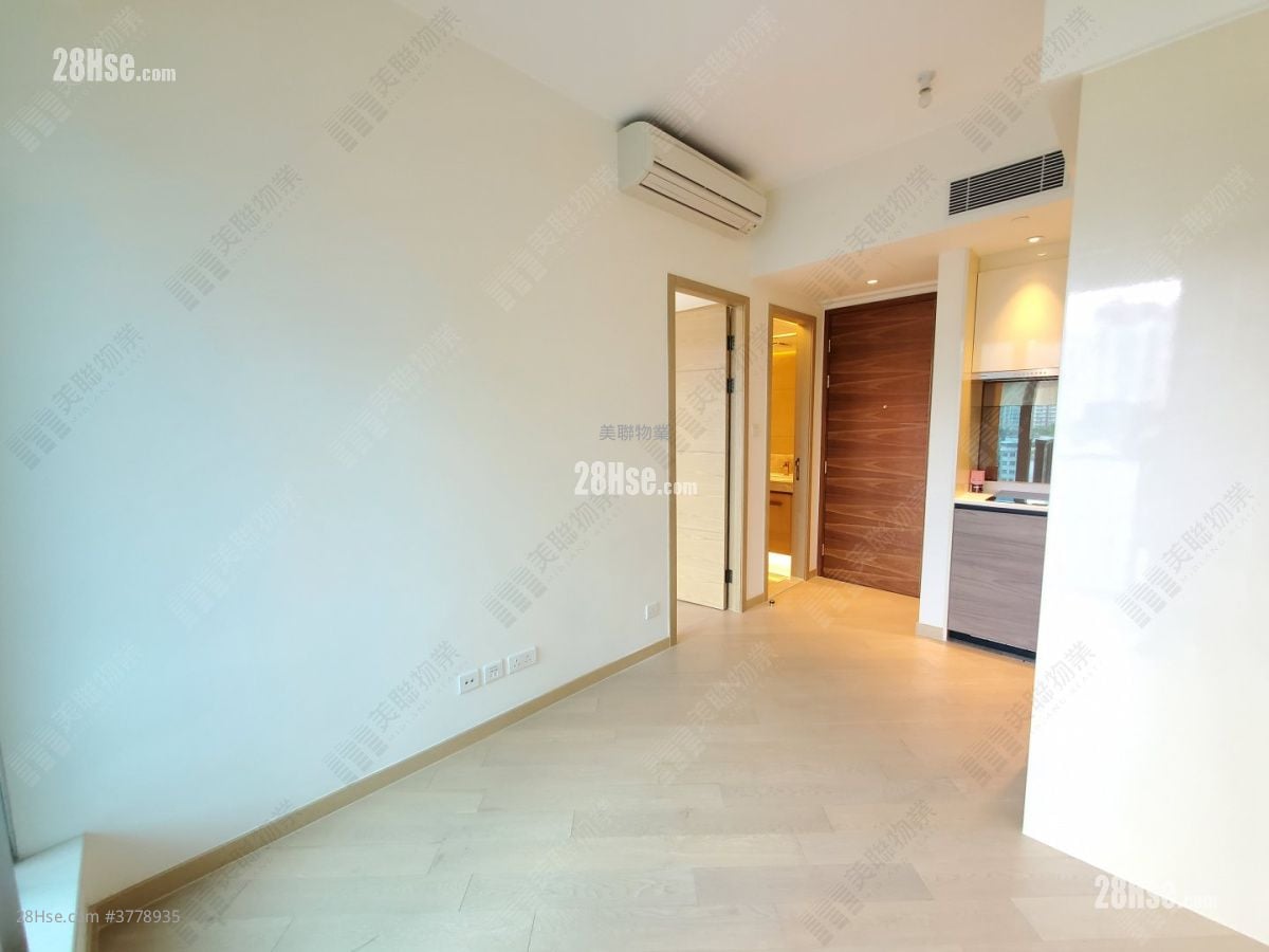 Grand Central Sell 1 Bedroom , 1 Bathroom 333 ft²