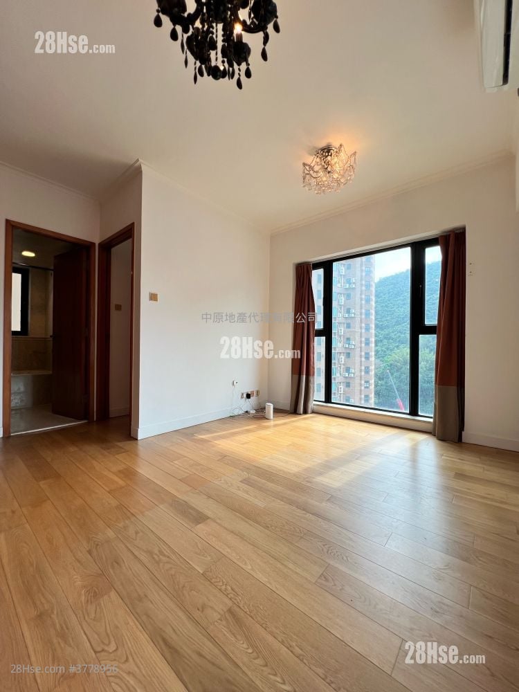 University Heights Sell 1 Bedroom 408 ft²