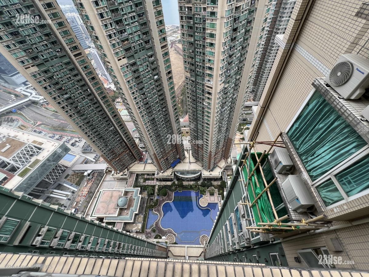 Metro Town Sell 3 Bedrooms , 2 Bathrooms 731 ft²