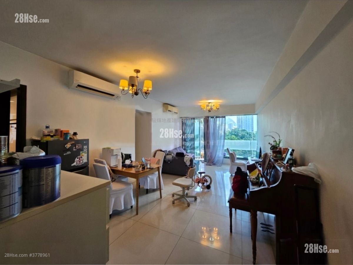 Meridian Hill Rental 3 Bedrooms , 2 Bathrooms 990 ft²