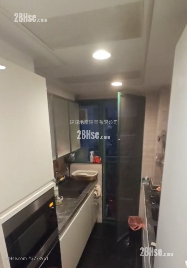 Meridian Hill Rental 3 Bedrooms , 2 Bathrooms 990 ft²