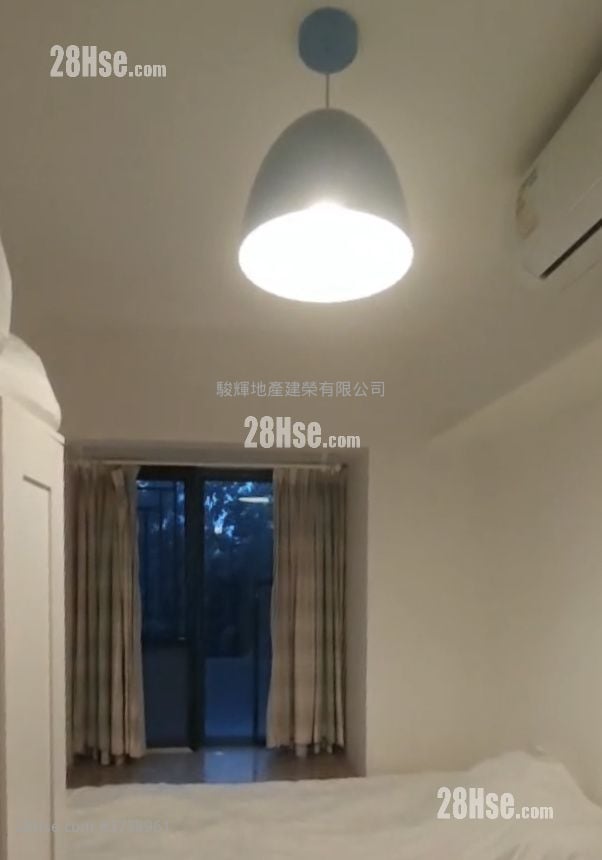 Meridian Hill Rental 3 Bedrooms , 2 Bathrooms 990 ft²