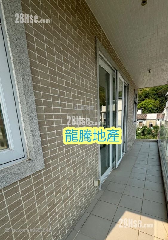 村屋 售盘 3 房 , 2 浴室