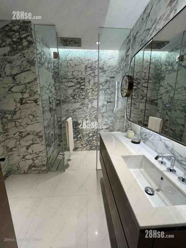 La Vetta Sell 4 Bedrooms 2,305 ft²