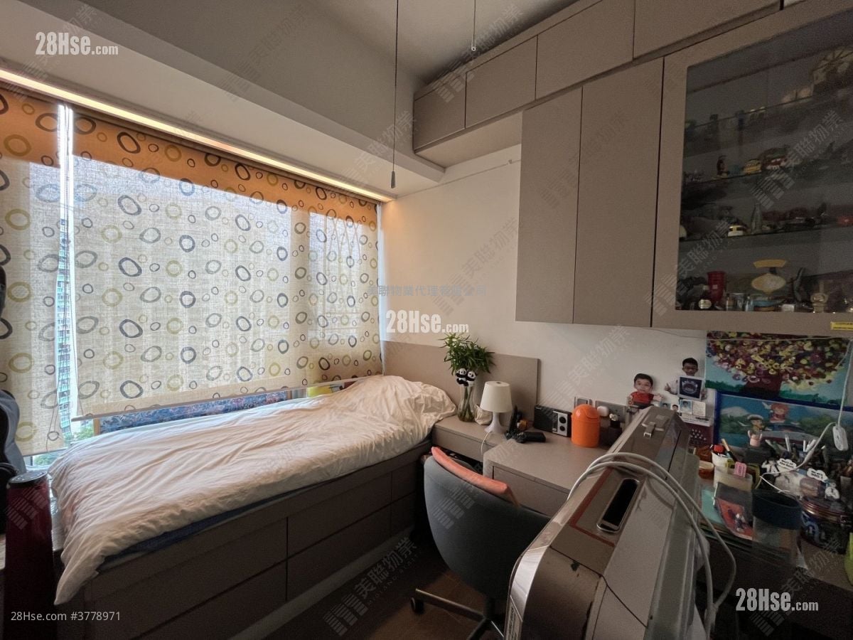 Parc Palais Sell 3 Bedrooms , 2 Bathrooms 992 ft²