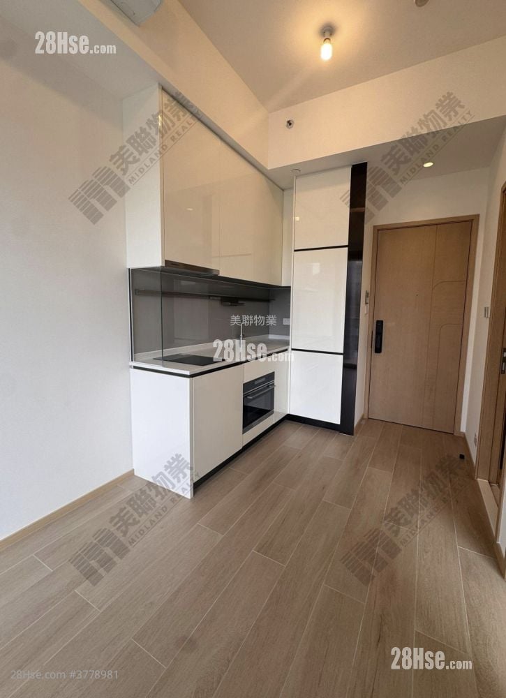 Nexus Grand Sell 1 Bedroom , 1 Bathroom 274 ft²