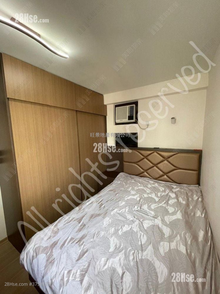 Perfect Mount Gardens Sell 2 Bedrooms 450 ft²