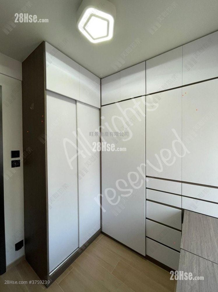 Perfect Mount Gardens Sell 2 Bedrooms 450 ft²