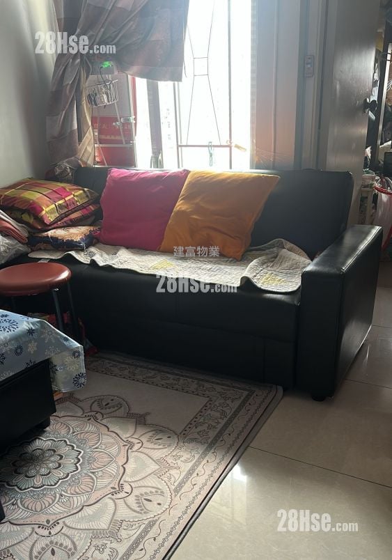 朗屏邨 售盘 2 房 , 1 浴室 381 平方尺