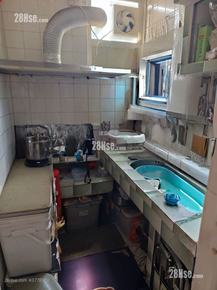 朗屏邨 售盘 2 房 , 1 浴室 381 平方尺