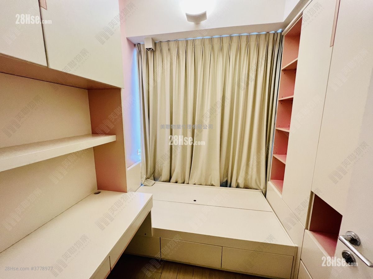 Homantin Hillside Sell 3 Bedrooms 735 ft²