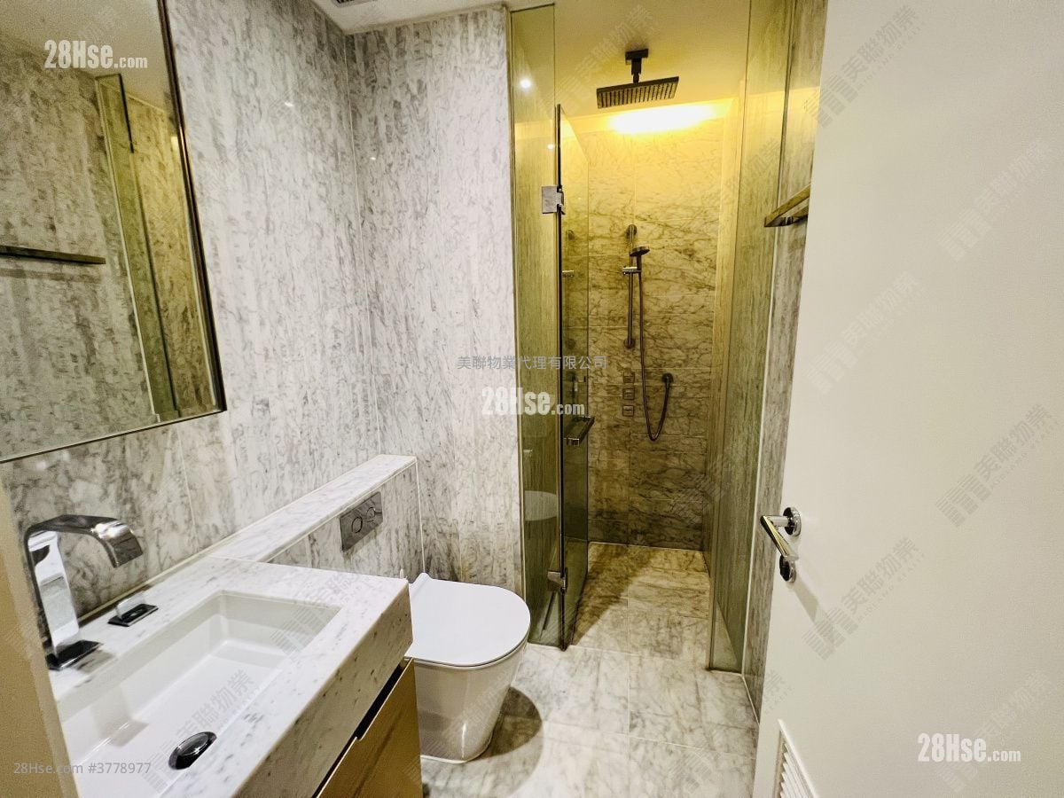 Homantin Hillside Sell 3 Bedrooms 735 ft²