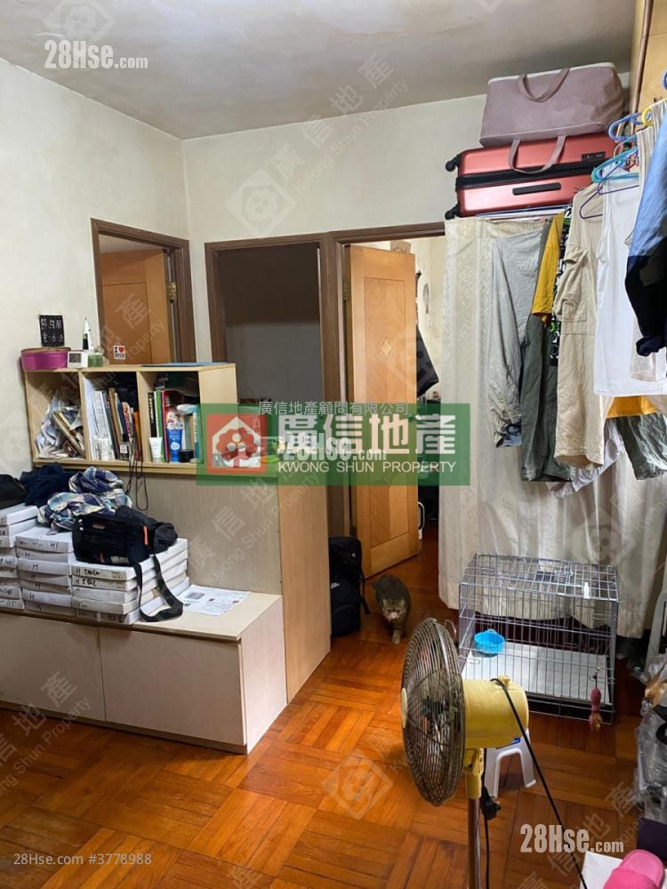 鸿光大厦 售盘 3 房 , 1 浴室 452 平方尺