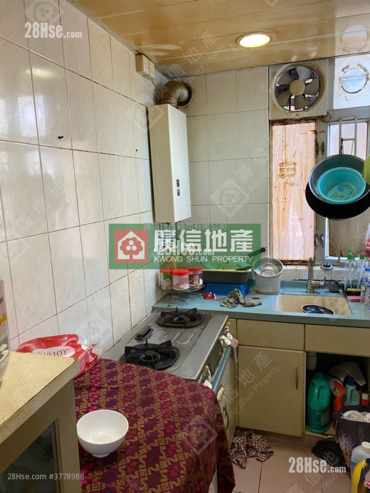 鸿光大厦 售盘 3 房 , 1 浴室 452 平方尺