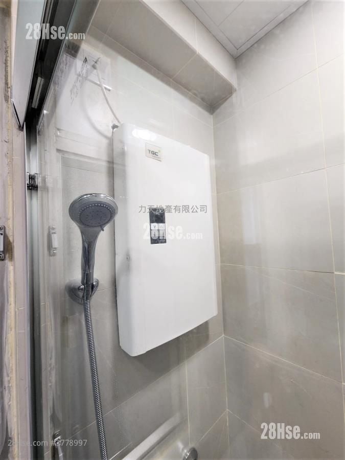 Garden Rivera Sell 2 Bedrooms , 1 Bathroom 242 ft²