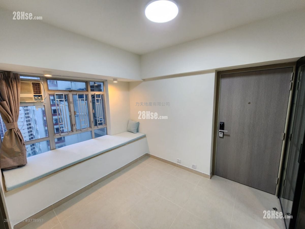 Garden Rivera Sell 2 Bedrooms , 1 Bathroom 242 ft²