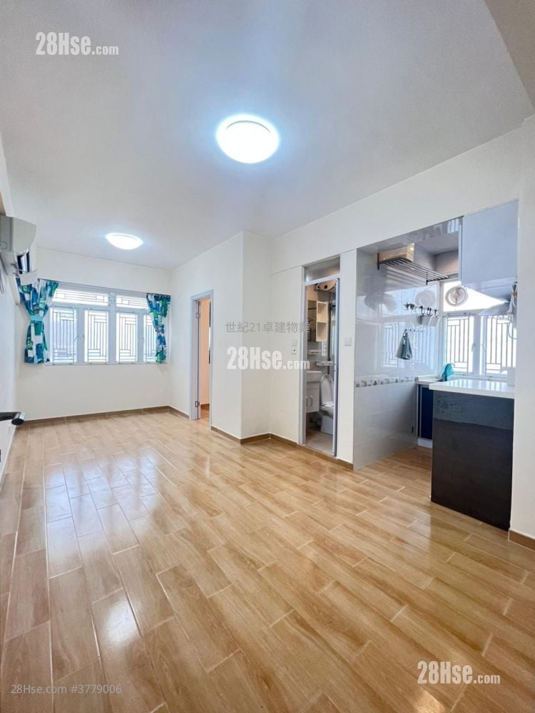 Cheng Hong Building Sell 1 Bedroom , 1 Bathroom 302 ft²