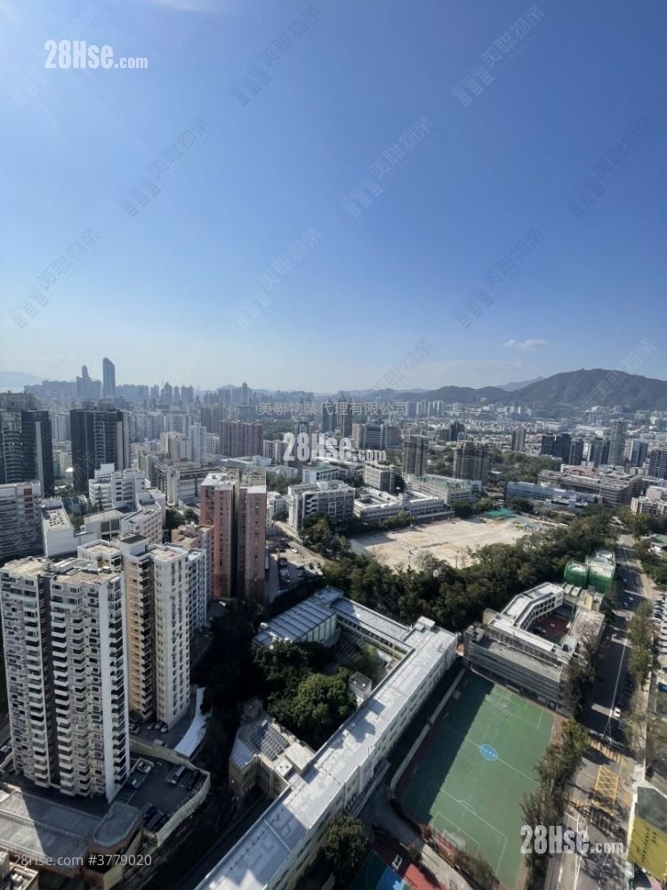 Celestial Heights Sell 5+ Bedrooms , 3 Bathrooms 1,975 ft²