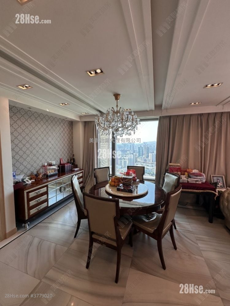 Celestial Heights Sell 5+ Bedrooms , 3 Bathrooms 1,975 ft²