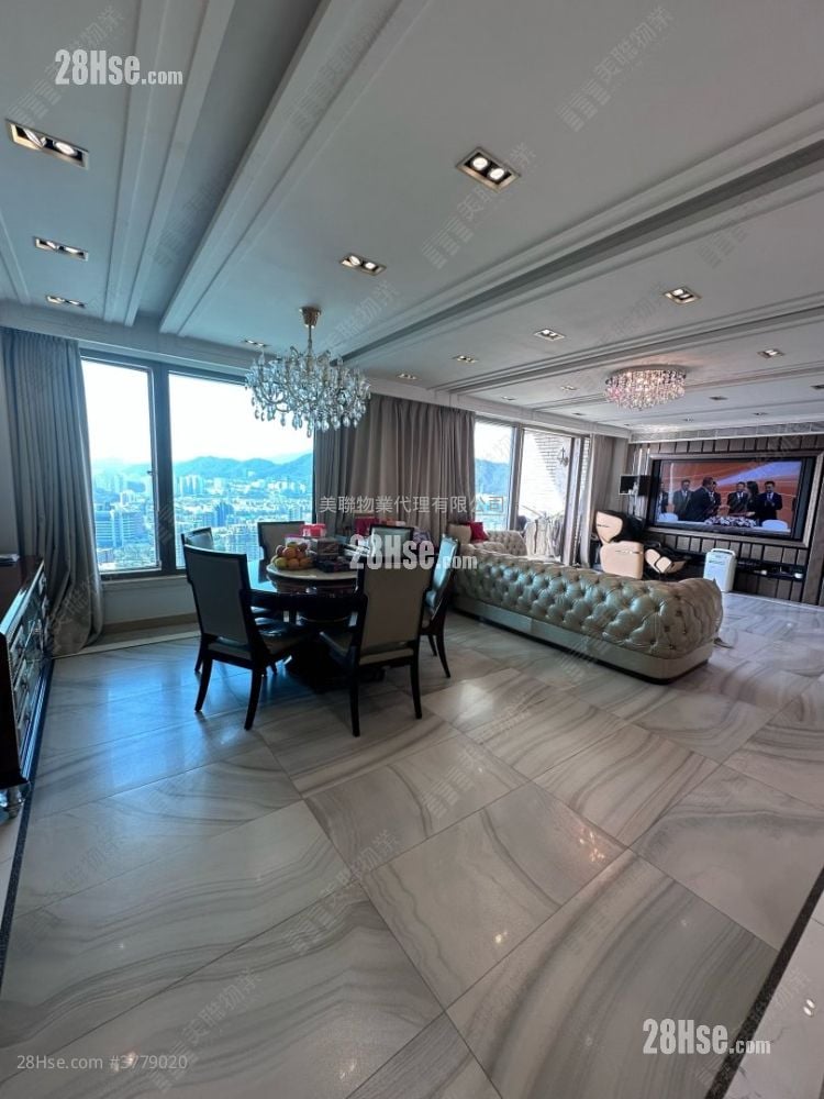 Celestial Heights Sell 5+ Bedrooms , 3 Bathrooms 1,975 ft²