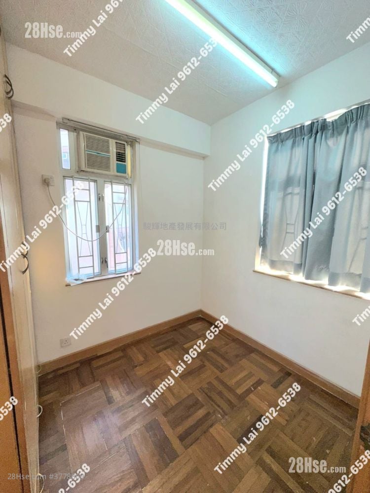 华新大厦 租盘 2 房 , 1 浴室 318 平方尺