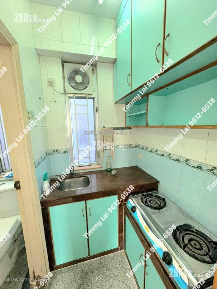 华新大厦 租盘 2 房 , 1 浴室 318 平方尺